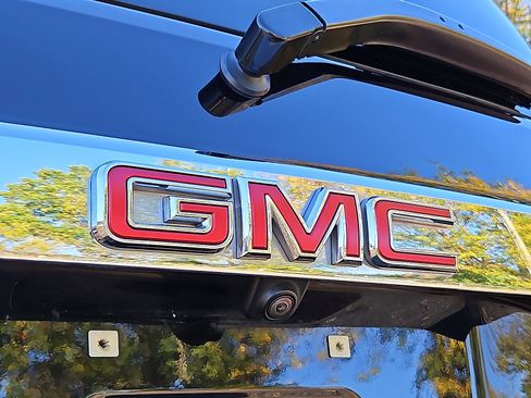 Used 2020 GMC Acadia Denali image 29