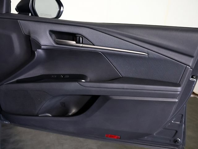 Used 2025 Toyota Camry SE FWD image 31