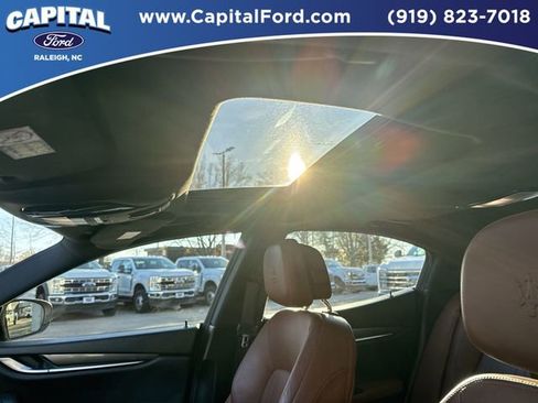 Used 2019 Maserati Ghibli S image 21