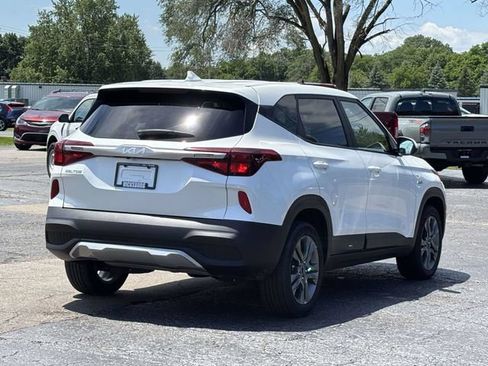 Used 2023 Kia Seltos LX AWD/4WD image 27