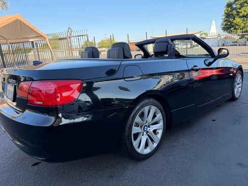 Used 2012 BMW 328i Convertible RWD image 21