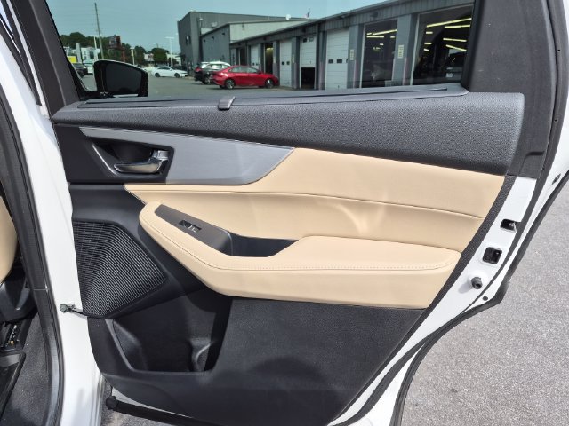 Used 2023 Acura MDX w/ Technology Package FWD image 26