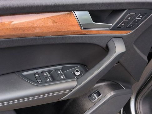 Used 2022 Audi Q5 2.0T Premium Plus image 10