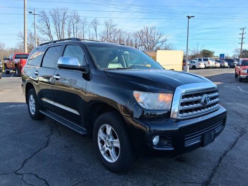 Used 2008 Toyota Sequoia Limited image 3