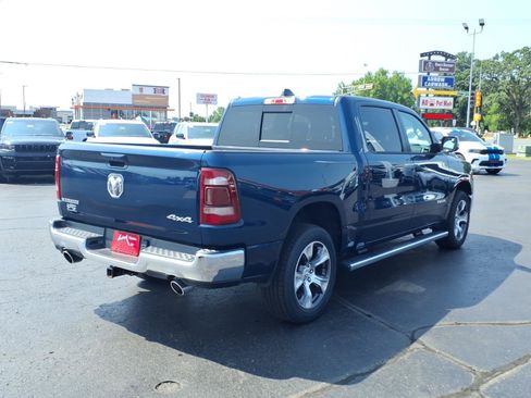 Used 2023 RAM 1500 Laramie AWD/4WD image 4