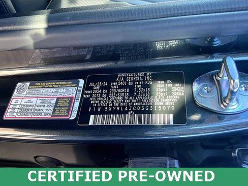 Certified 2025 Kia Sorento S image 31