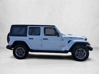Used 2022 Jeep Wrangler Unlimited Sahara video 4
