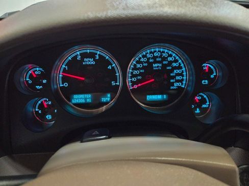 Used 2013 Chevrolet Silverado 2500 LTZ w/ LTZ Plus Package image 46