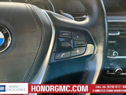 Used 2019 BMW 530e w/ Convenience Package image 12