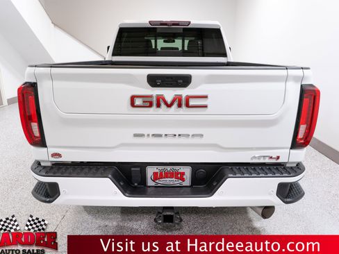 Used 2022 GMC Sierra 2500 AT4 w/ AT4 Preferred Package image 4