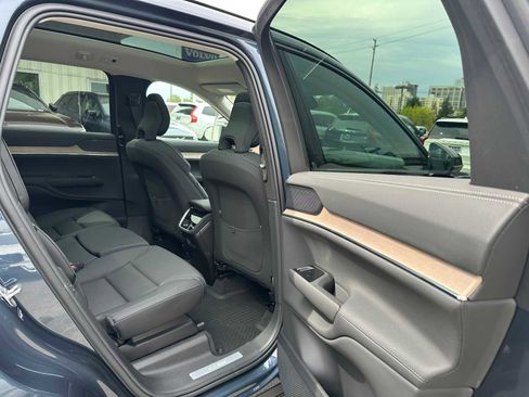 Used 2025 Volvo EX90 Plus w/ Protection Package Premier AWD/4WD image 13