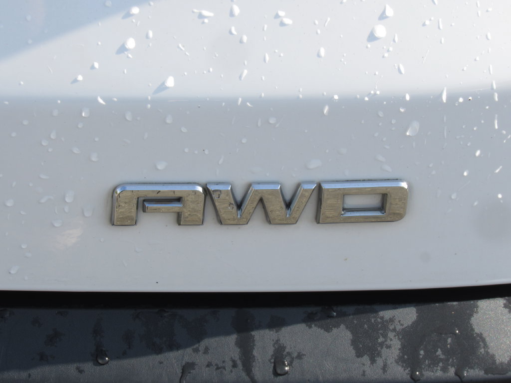 Used 2017 GMC Acadia SLT AWD/4WD image 8