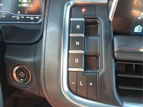 Used 2023 Chevrolet Suburban RST w/ Luxury Package image 20