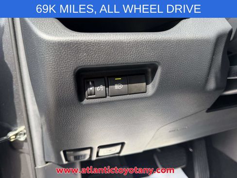 Used 2020 Toyota RAV4 LE w/ Carpet Mat Package AWD/4WD image 24