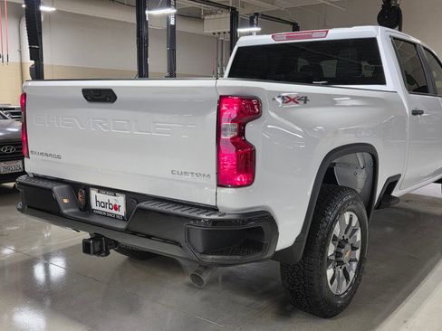 New 2026 Chevrolet Silverado 2500 Custom w/ Custom Convenience Package image 12