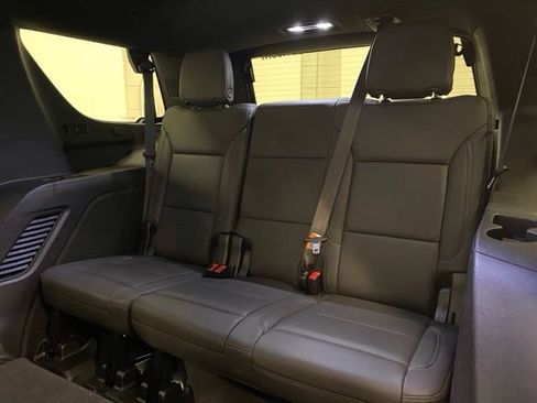 Used 2021 Chevrolet Tahoe LT w/ LT Signature Package AWD/4WD image 25