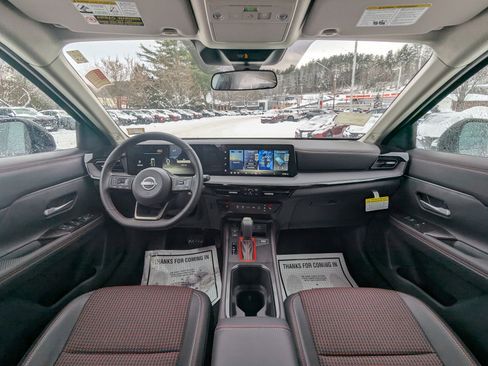 New 2026 Nissan Kicks SR w/ Cold Weather Package image 13