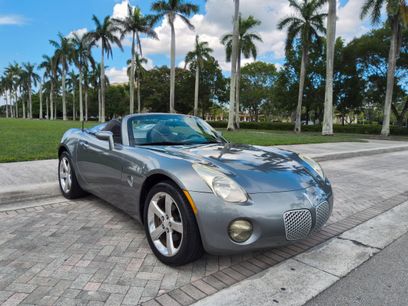 Used 2006 Pontiac Solstice Convertible w/ Premium Package
