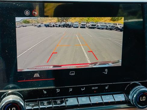 New 2026 GMC Canyon AT4 AWD/4WD image 19