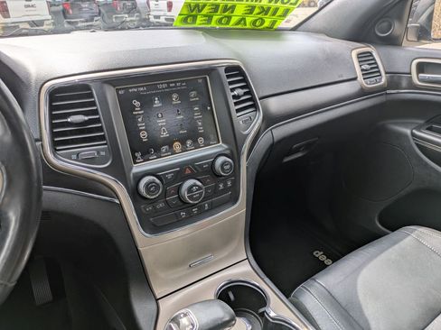 Used 2014 Jeep Grand Cherokee Limited image 18