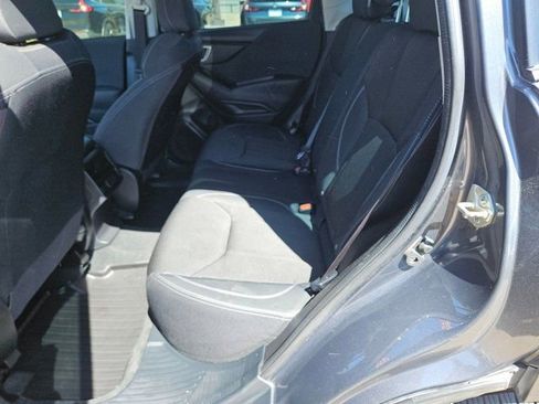 Used 2021 Subaru Forester Base image 10
