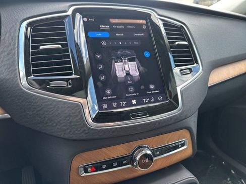 Certified 2023 Volvo XC90 B6 Plus w/ Protection Package Premier image 22