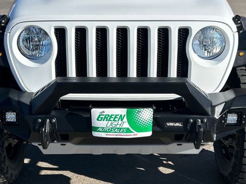 Used 2018 Jeep Wrangler Unlimited Sport S image 17