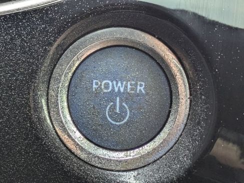 Used 2017 Toyota Prius Three FWD image 26