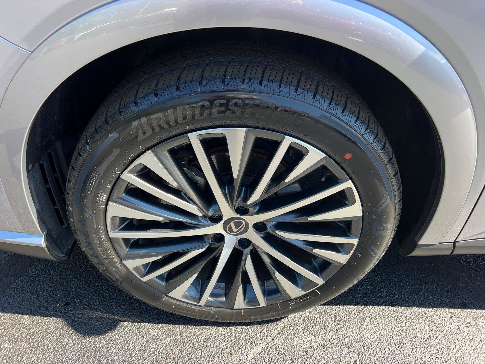 Used 2026 Lexus RX 350 Premium Plus w/ Accessory Package (Z1) FWD image 11