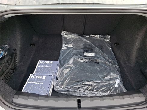 Used 2024 BMW M2 w/ Lighting Package image 30