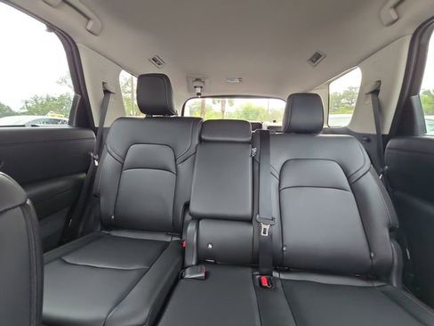 New 2025 Nissan Pathfinder SL w/ Cargo Package image 32