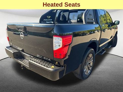 Used 2024 Nissan Titan SV w/ SV Bronze Edition Package image 12