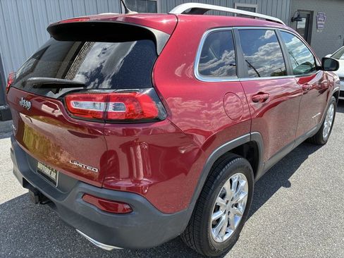 Used 2015 Jeep Cherokee Limited w/ Trailer Tow Group AWD/4WD image 6