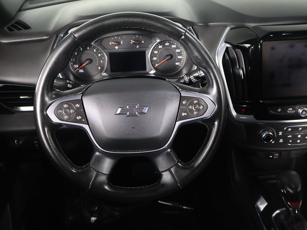 Used 2023 Chevrolet Traverse RS AWD/4WD image 43