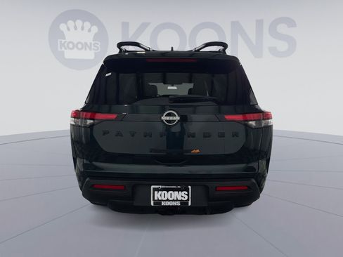 Used 2023 Nissan Pathfinder Rock Creek AWD/4WD image 5