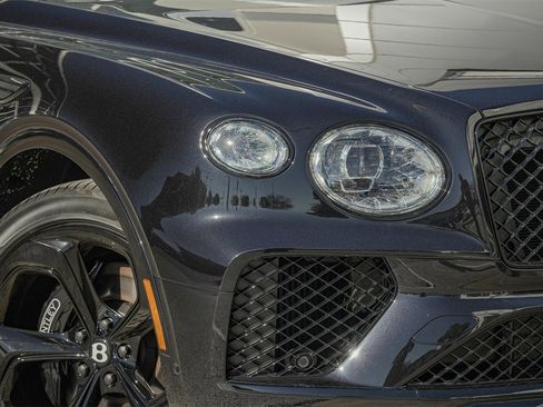 New 2025 Bentley Bentayga image 7