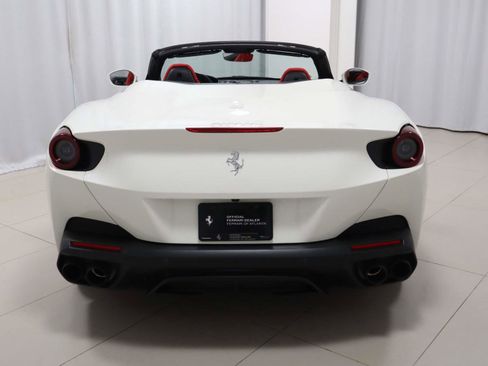 Certified 2020 Ferrari Portofino image 12