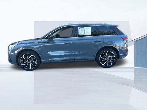 Used 2024 Lincoln Corsair Grand Touring image 2