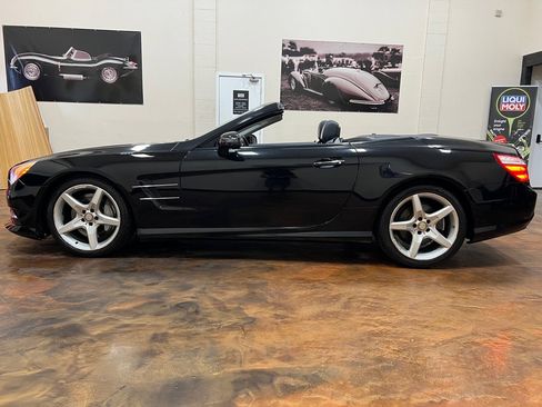 Used 2013 Mercedes-Benz SL 550 ROADSTER image 6