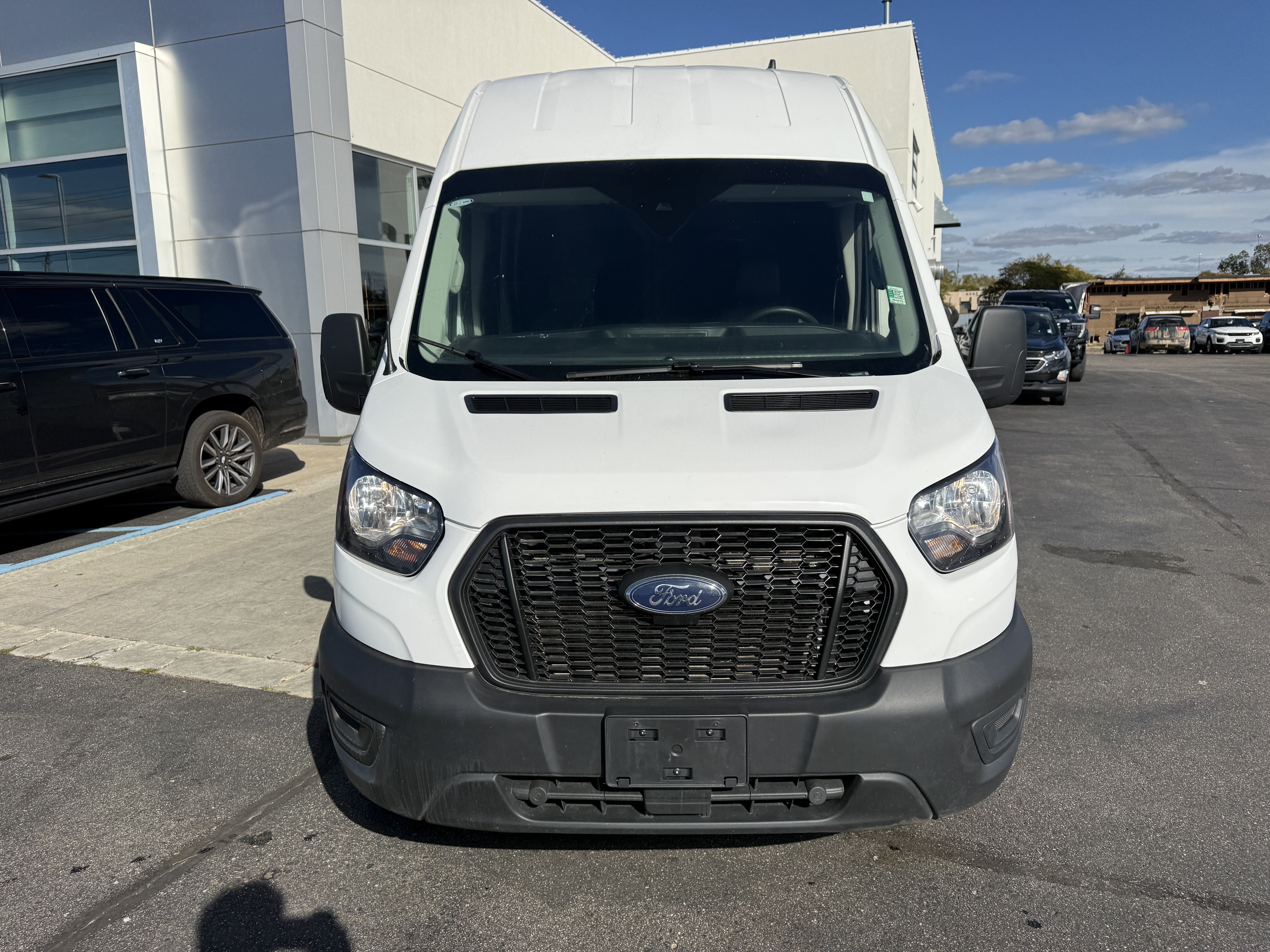 Used 2025 Ford Transit 250 148 High Roof AWD w/ Load Area Protection Package image 9