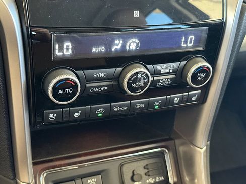 Used 2020 Subaru Ascent Touring w/ Popular Package #2A AWD/4WD image 27