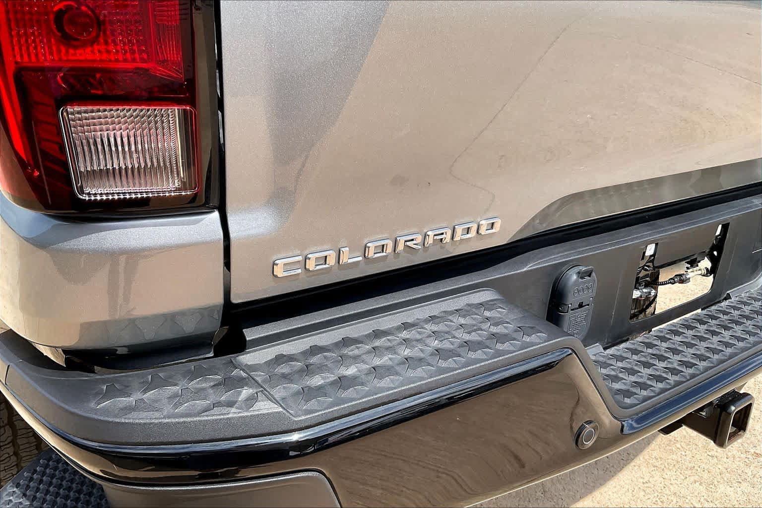 Used 2024 Chevrolet Colorado Trail Boss w/ Advanced Trailering Package AWD/4WD image 30