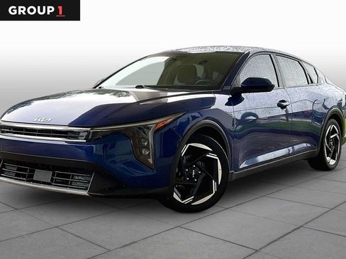 Used 2025 Kia K4 EX FWD image 1