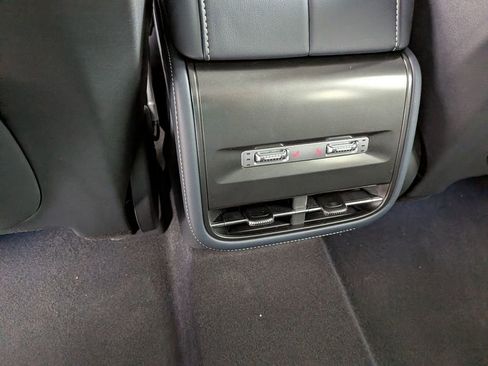 New 2025 Lincoln Nautilus Reserve image 32