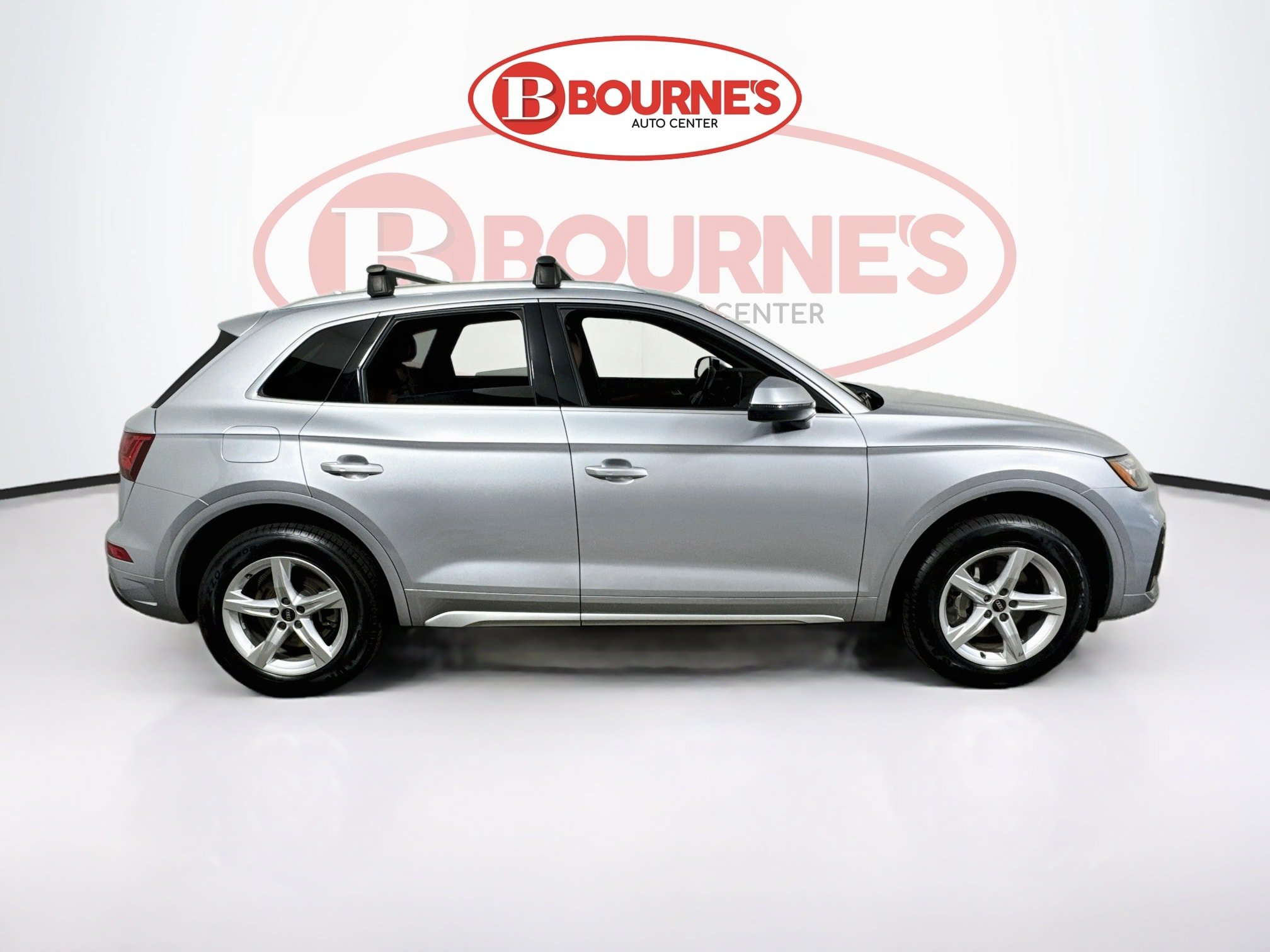 Used 2023 Audi Q5 2.0T Premium w/ Convenience Package AWD/4WD image 11