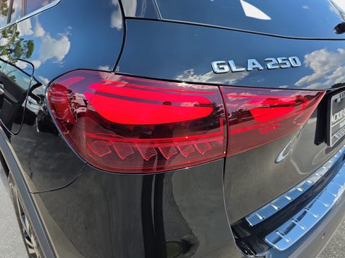 Certified 2026 Mercedes-Benz GLA 250 image 32
