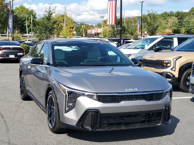 New 2026 Kia K4 GT-Line Turbo FWD image 3
