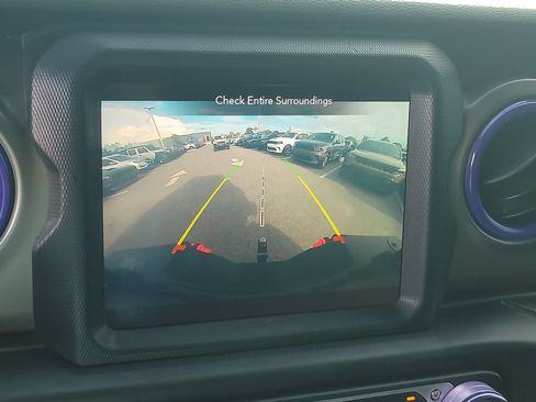 Used 2020 Jeep Wrangler Unlimited Sport S w/ Sun And Sound Package AWD/4WD image 25