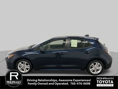 Used 2020 Toyota Corolla SE w/ SE Preferred Package FWD image 3