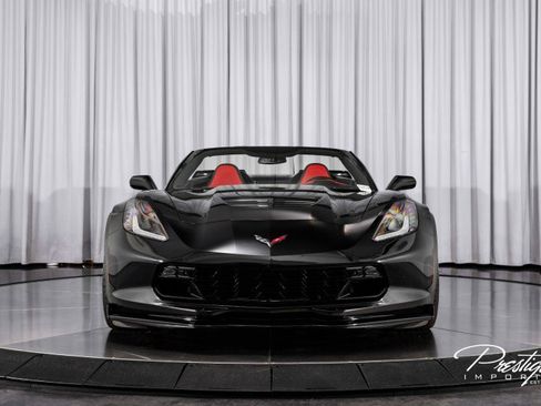 Used 2016 Chevrolet Corvette Z06 w/ 3LZ Preferred Equipment Group image 7